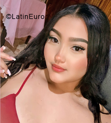 Date this exotic Colombia girl Carolina from Medellin CO31116
