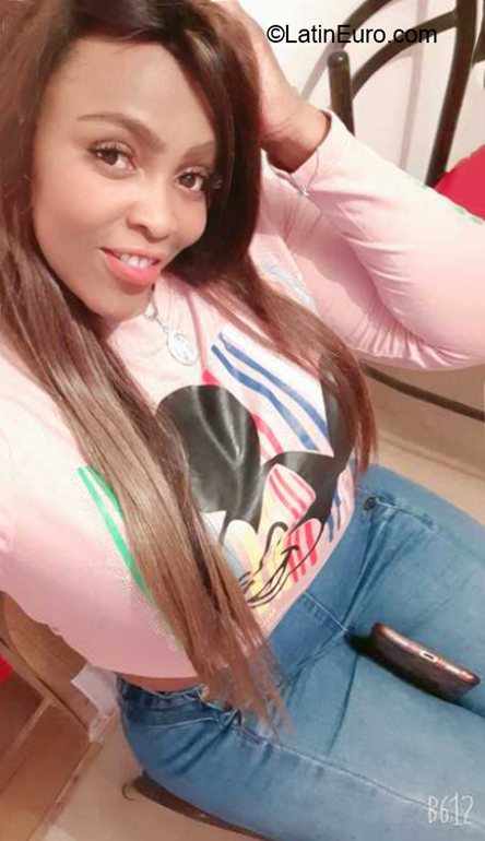 Date this stunning Colombia girl Juliet from Cali CO31308