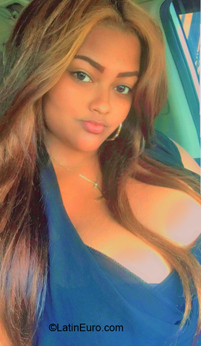 Date this delightful Dominican Republic girl Yuli from Santo Domingo DO40589