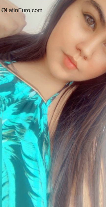 Date this exotic Colombia girl Catalina from Valledupar CO31374