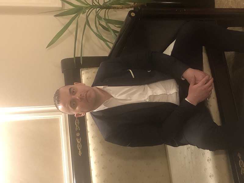 Date this charming United States man Igor from Low Angeles US21629
