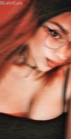 Date this foxy Colombia girl Kitty from Medellin CO31557