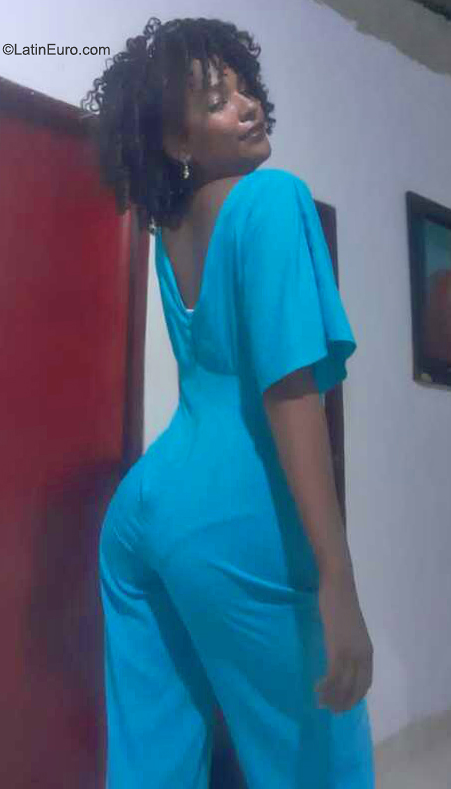 Date this georgeous Colombia girl Leed from Barranquilla CO31580