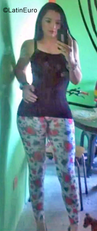 Date this gorgeous Venezuela girl Kerlin from San Cristobal VE4200