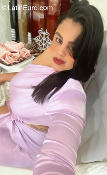 Date this gorgeous Dominican Republic girl Nery from La Vega DO42926