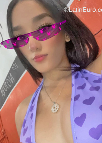 Date this georgeous Dominican Republic girl Gata from Santo Domingo DO44909