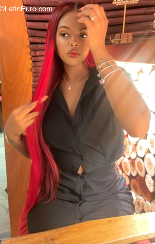 Date this funny Dominican Republic girl Ashley from Santo Domingo DO45316