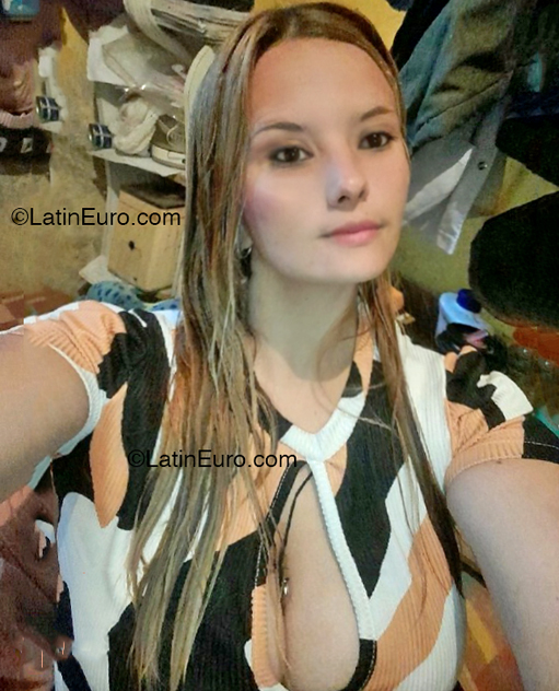 Date this exotic Uruguay girl Cecilia from Paysandu UY104