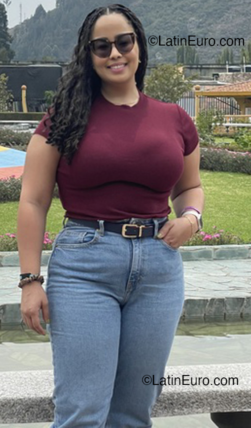 Date this exotic Dominican Republic girl Gio from Santo Domingo DO53536