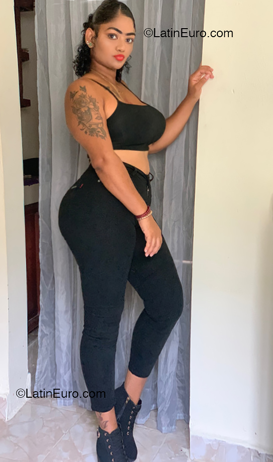 Date this attractive Dominican Republic girl Ruth from Higuey DO53578