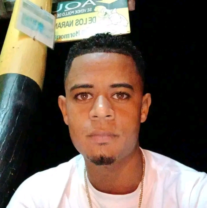 Date this good-looking Dominican Republic man Rony from Santiago DO54183