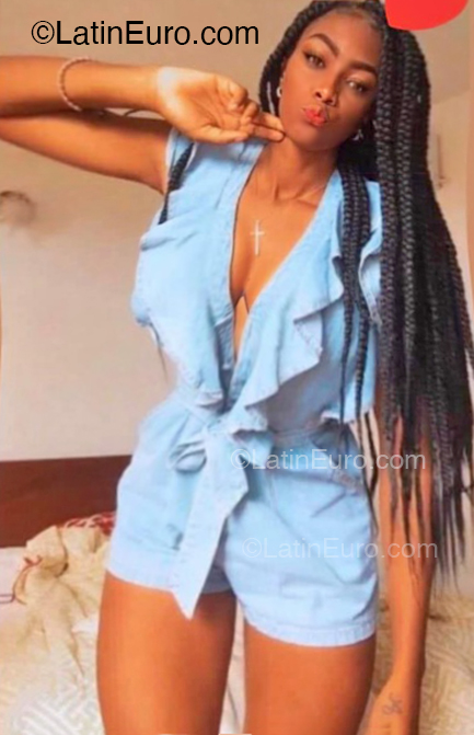 Date this beautiful Colombia girl Lina from Cali CO33245