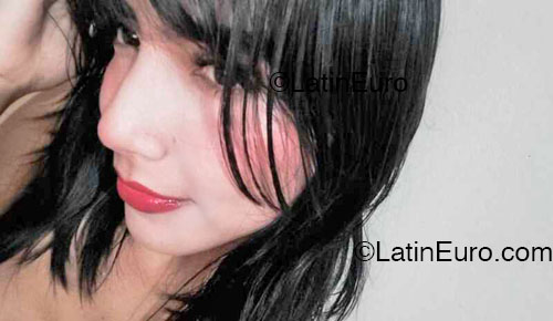 Date this attractive Peru girl Lizcandy from Iquitos PE2134
