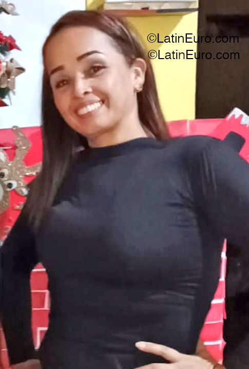 Date this funny Brazil girl Bettys from Boa Vista BR12351
