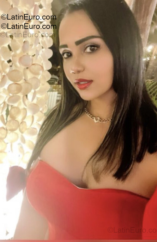 Date this pretty Dominican Republic girl Josefina from Hatomayor DO54906