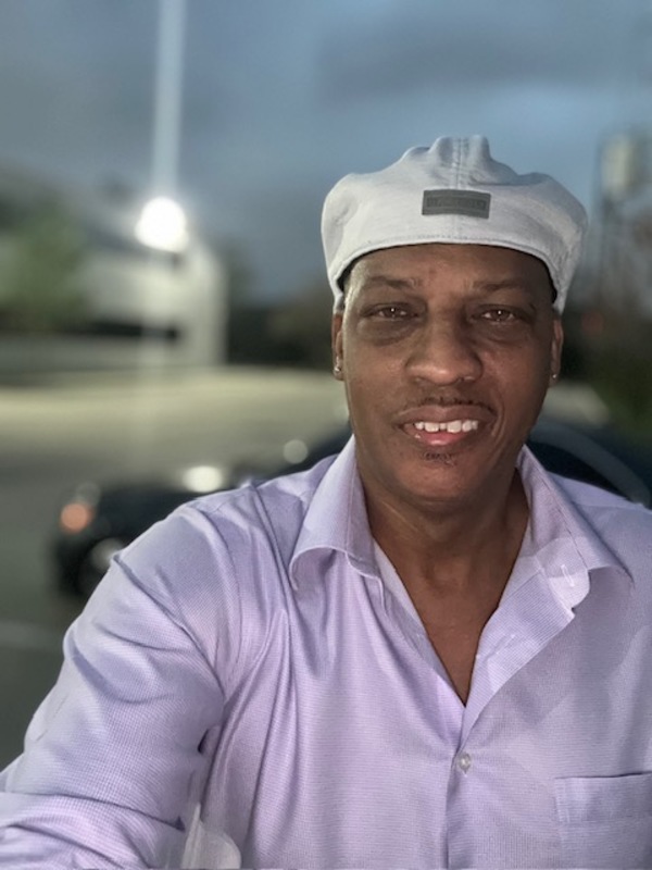 Date this lovely United States man Gregory from Houston US25040
