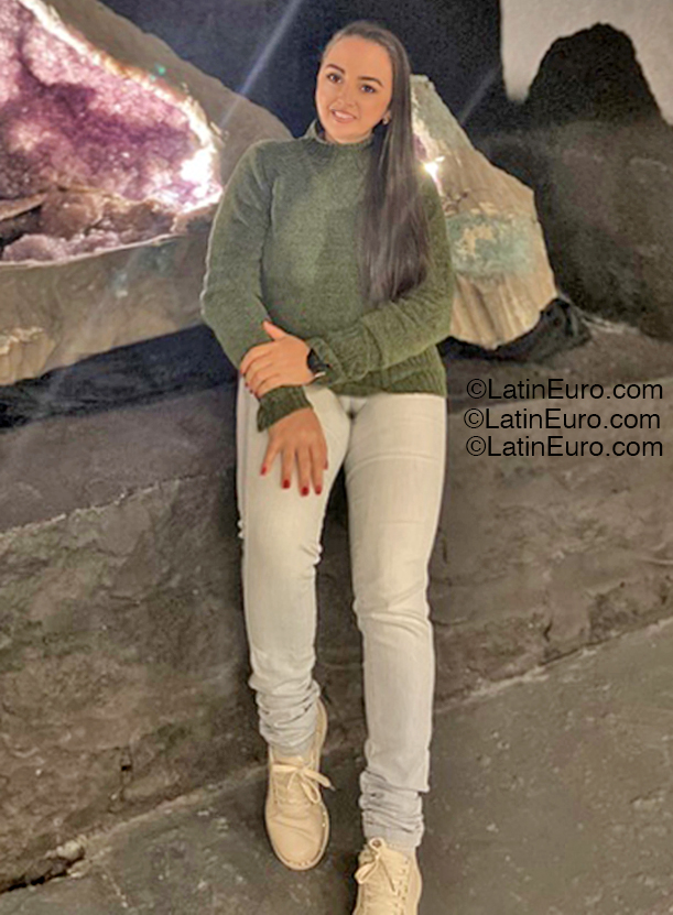 Date this exotic Brazil girl Mary from Manaus BR12365