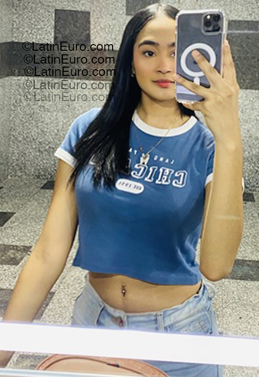 Date this hard body Peru girl Mariagni from Lima PE2148