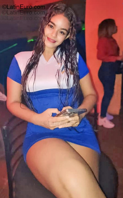 Date this young Venezuela girl Saraith from Anzoategui VE5319