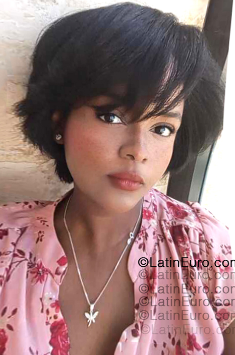 Date this tall Dominican Republic girl Rosmery from Santo Domingo DO55385