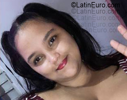 Date this exotic Dominican Republic girl Michel from Santo Domingo DO55463