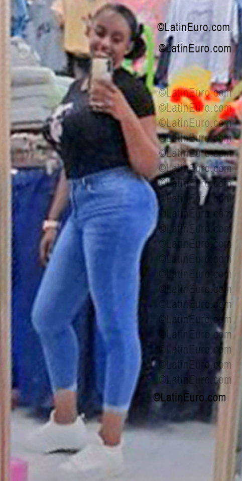 Date this hard body Guyana girl Glenda from Guyana GY32