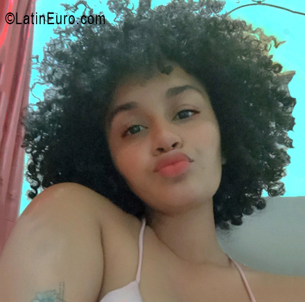 Date this charming Dominican Republic girl Ivana from Santo Domingo DO55625