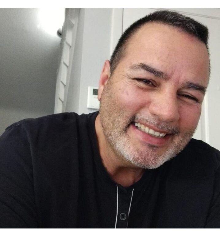 Date this tall United States man Gabriel from Boca Raton US25261