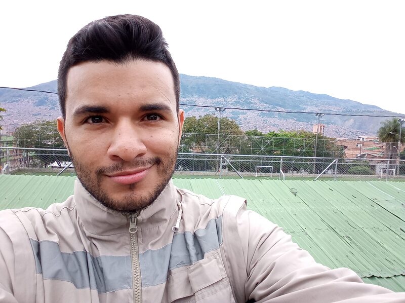 Date this athletic Colombia man Andres from Medellin CO33565