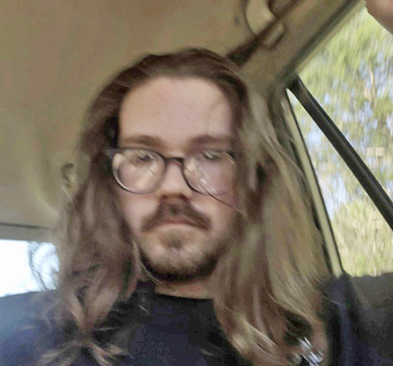 Date this passionate United States man Caleb from Nashville US25301