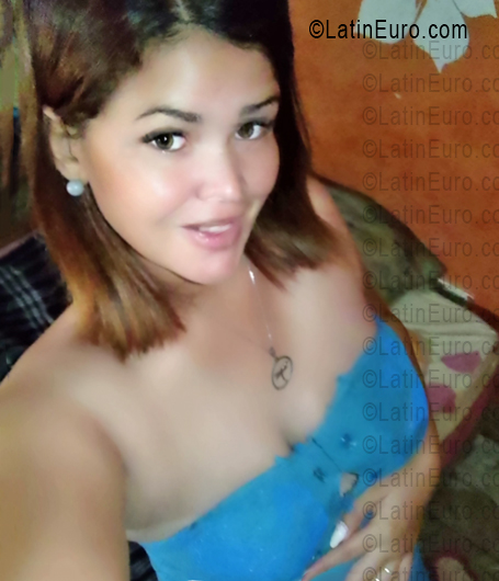 Date this passionate Venezuela girl Angeles from Porlamar VE5446