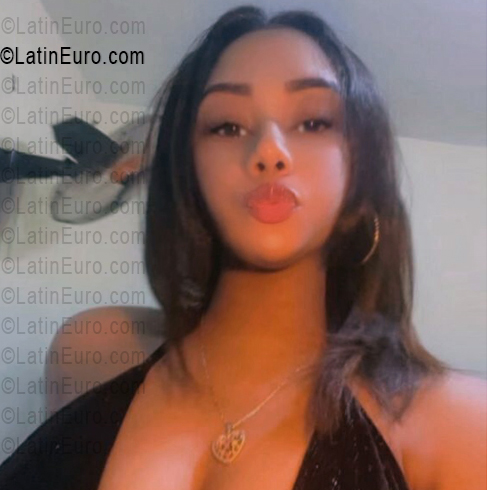 Date this gorgeous Dominican Republic girl Kpook from Santo Domingo DO56137