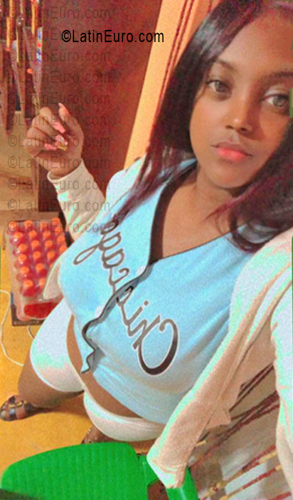 Date this charming Dominican Republic girl Yossy from La Vega DO56206