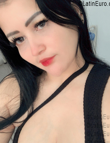 Date this hard body Colombia girl Camila from Bucaramanga CO33703