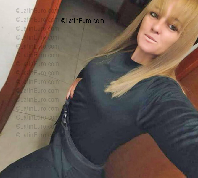 Date this passionate Argentina girl Yanel from Magdalena AR1010
