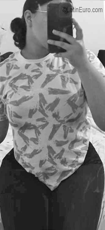 Date this hard body Honduras girl Mara from Tegucigalpa HN3017