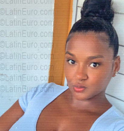 Date this sensual Dominican Republic girl Leandri from Santo Domingo DO56837