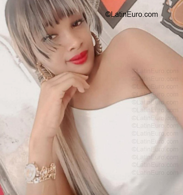 Date this beautiful Dominican Republic girl Chantal from Monte Plata DO57027