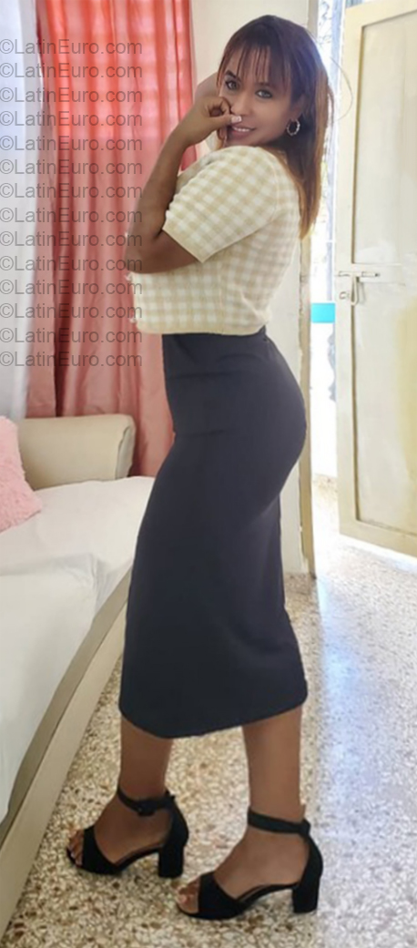 Date this funny Dominican Republic girl Soribel from Santo Domingo DO57054