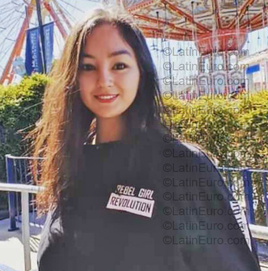 Date this foxy Bolivia girl Lucia from Cercado BO163