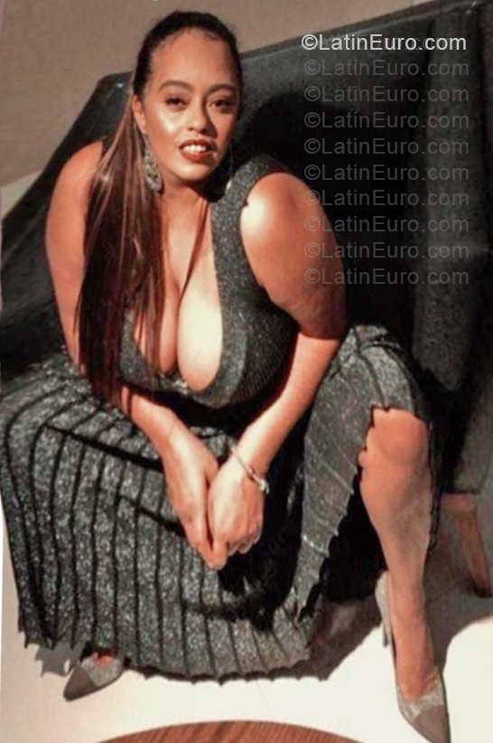 Date this gorgeous Brazil girl Andreza from Sao Paulo BR12466