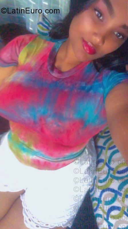 Date this georgeous Dominican Republic girl Nixe from Moca DO57249
